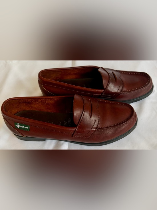 Eastland Shoes - Eastland Leather Penny Loafers Mahogany Brown Size 8